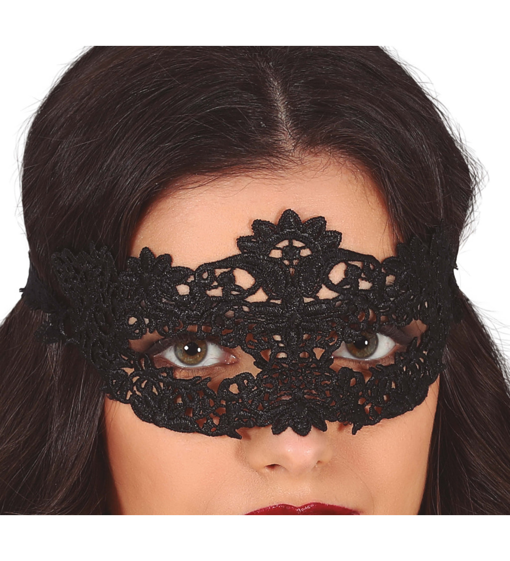Černá krajková maska