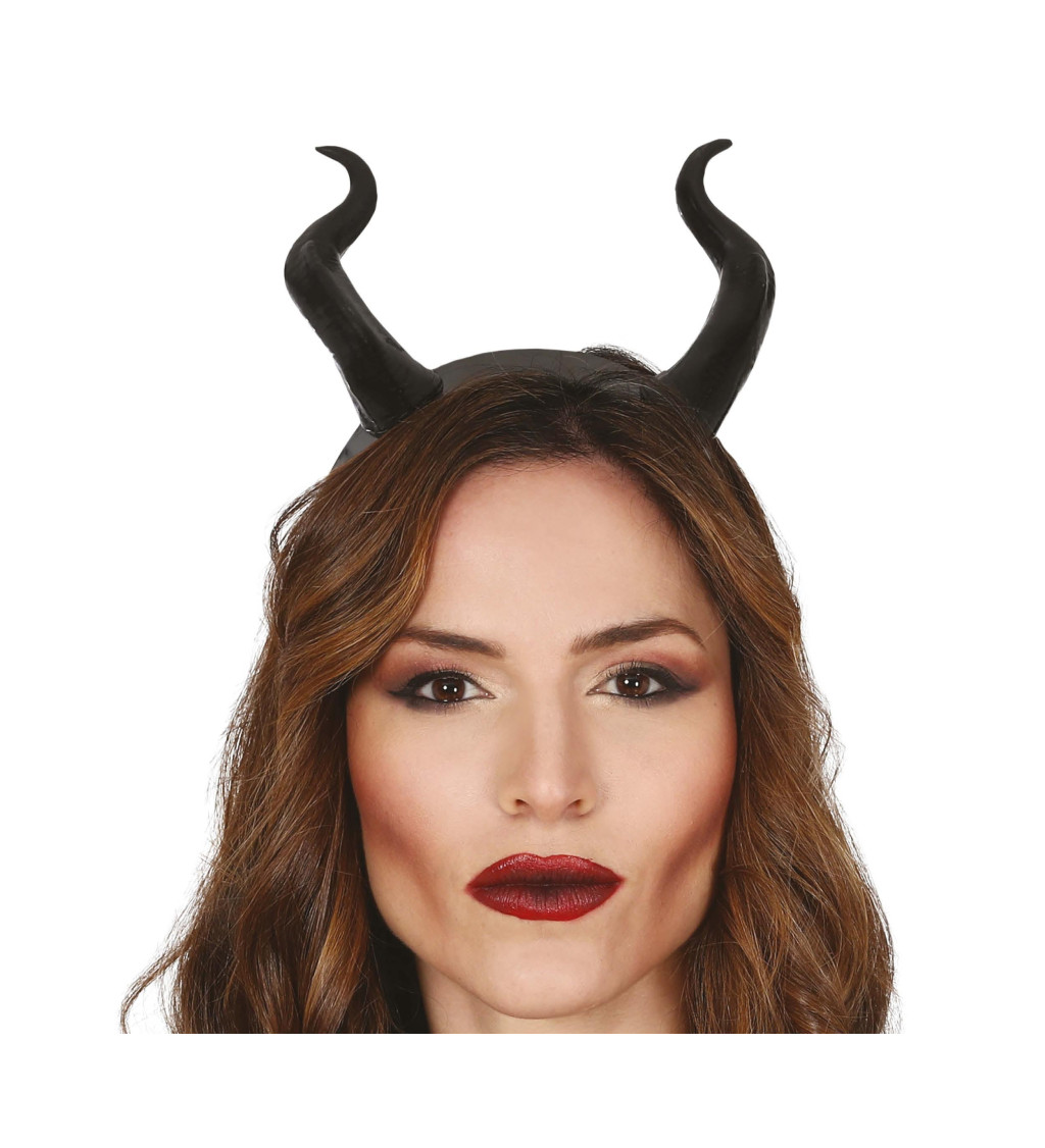 Černé démonické rohy